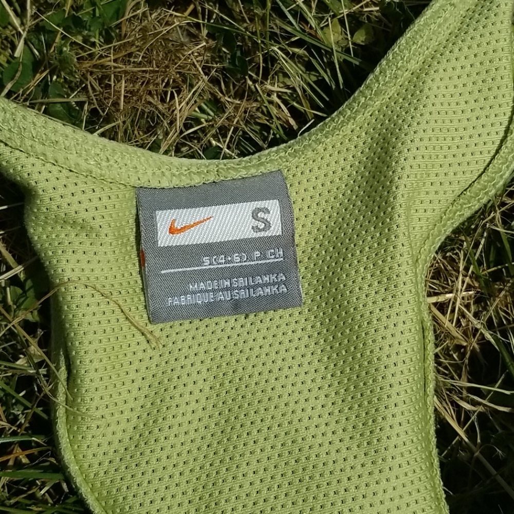 Nike Sz S Built in Shelf Bra Tank Top VGUC - Picture 3 of 5